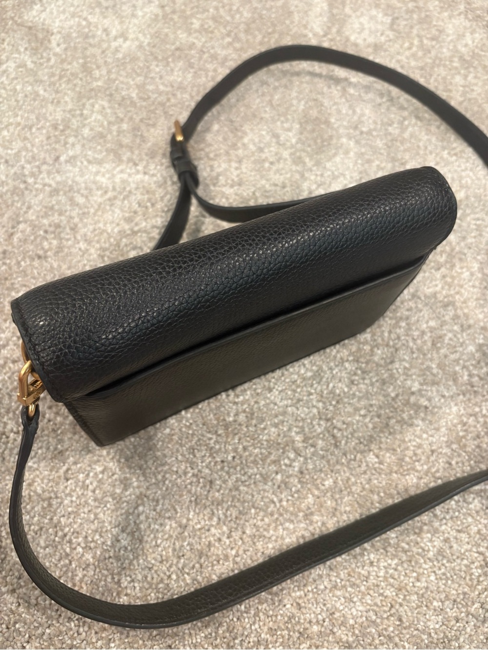 Tory Burch Black Pebbled Leather Crossbody with Gold Logo - Picture 2 of 6